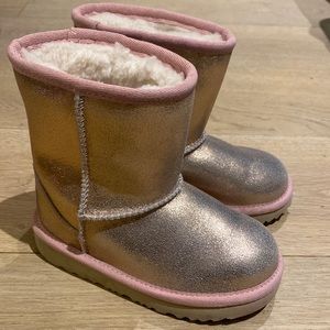 Uggs brand new little kids usa 10